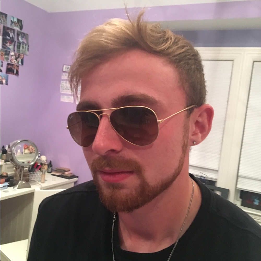 Ray-Ban sunglasses - Picture 3 of 6